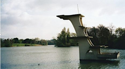 Swindon Coate Water - the diving boards today - image