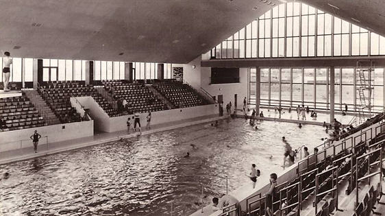 Southampton Central Swimming Baths- private postcard collection agj - image