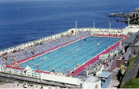 Tynemouth Lido in it's prime - image