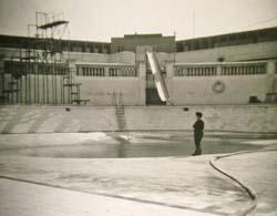 Cleaning Southampton Lido - image